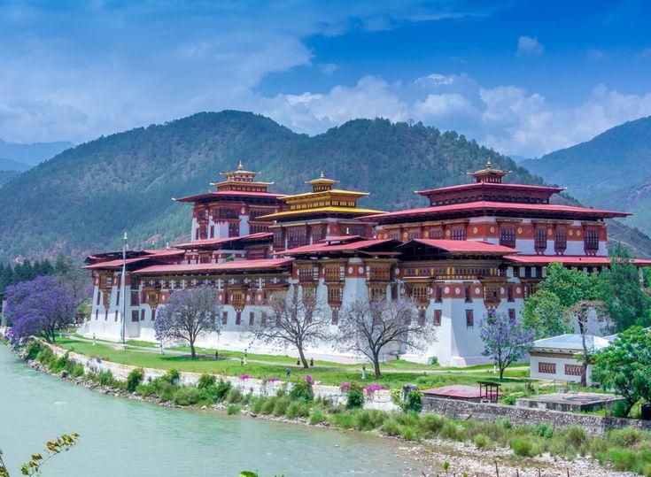 Luxury Bhutan Tour Package from Delhi – 5-Star Hotels & More!